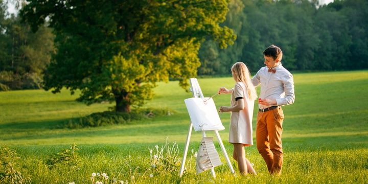 6 Creative Tips for an Outstanding Date Night Paint the city