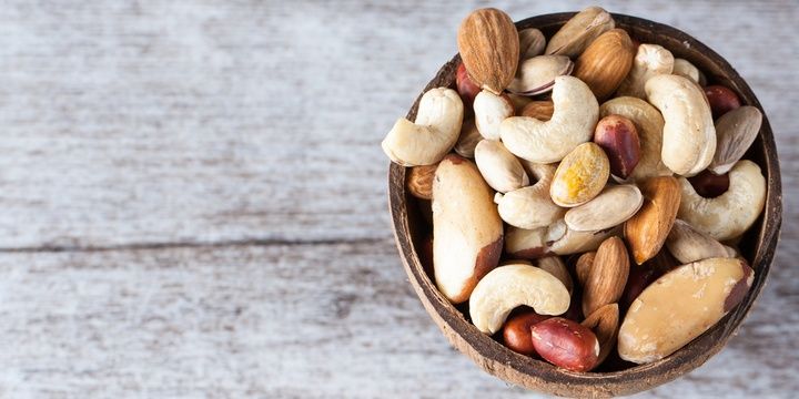 5 Foods That Every Diabetic Needs Nuts