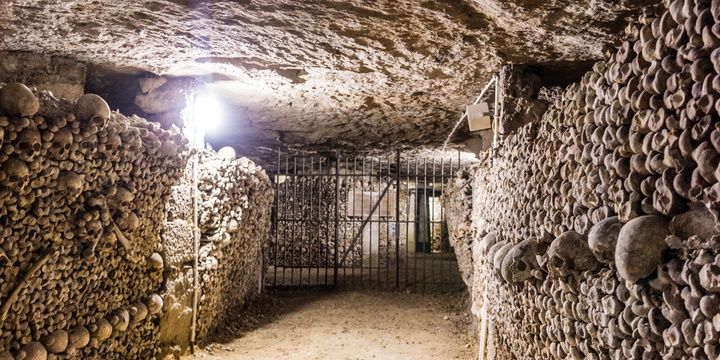 5 Ways to Make Your Halloween Both Terrifying and Fun Visit Paris and Sleep over in the Catacombs