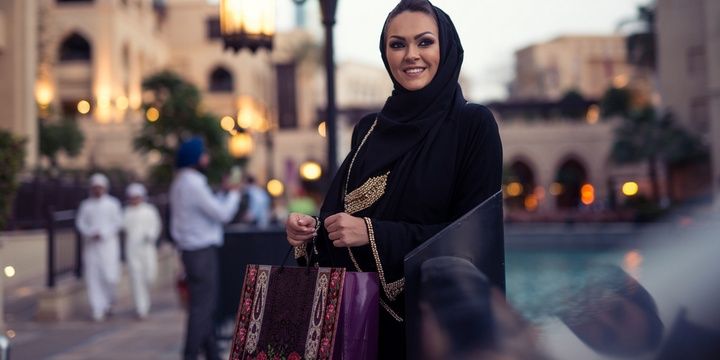 4 Things Arabian Women Are Not Allowed to Do They cannot try on clothes when shopping