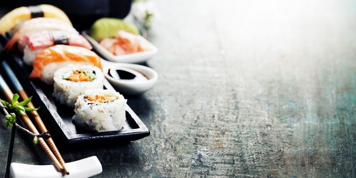 4 Things We Should Never Order When We Go out for Sushi Regular soy sauce