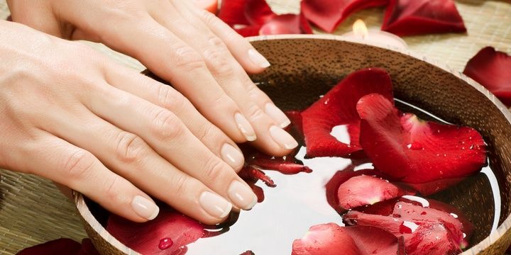 6 Handy Hints on Making Your Manicure Perfect After painting your nails hold your hands under cold water