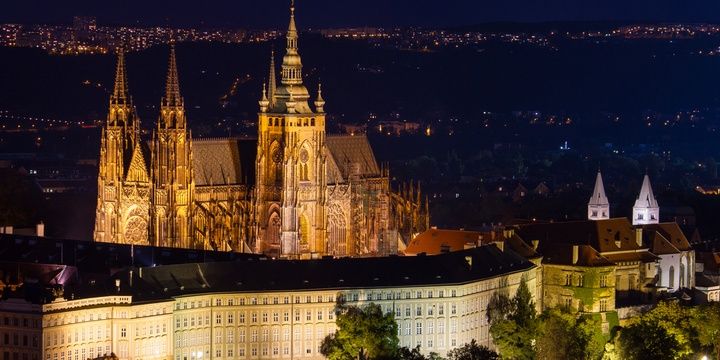 8 Most Prominent Castles in the World Prague Castle in Czech Republic