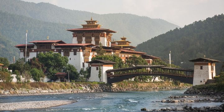 5 Destinations Where Tourists Feel Safe and Secure Bhutan