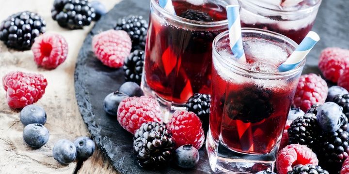 6 Wonderful Herbal Teas and Their Healing Properties Blackberry tea