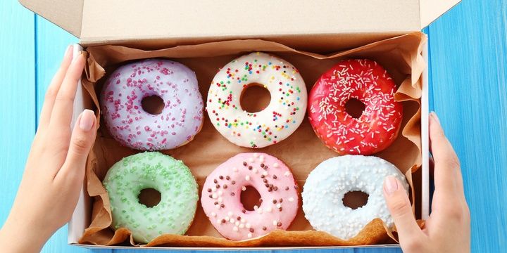 5 Products That Cause Insomnia Cakes and Doughnuts