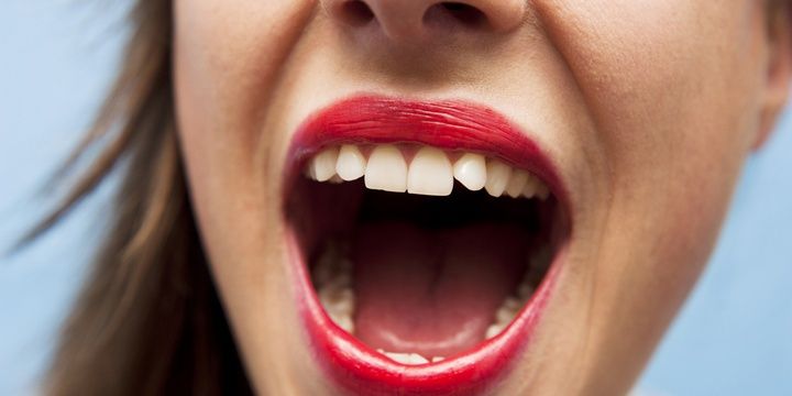 7 Symptoms of Cancer You Might Not Have Heard Of White Spots in the Mouth