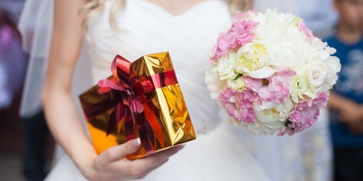 6 Things Most Brides Tend to Forget to Do Wedding gifts