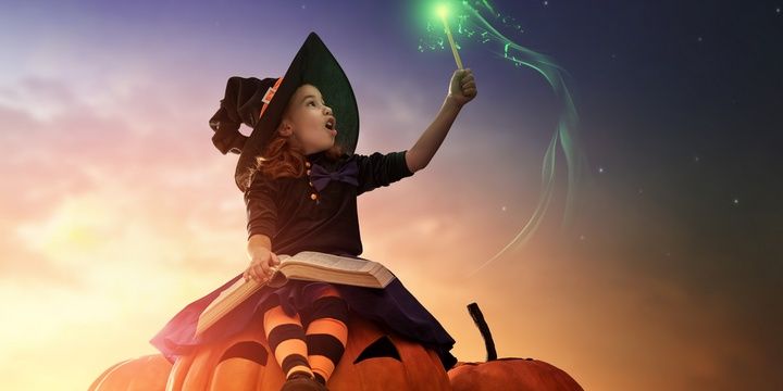 5 Creepy Themes for a Halloween Party Witches Ball