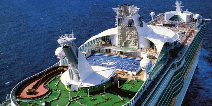 6 Ocean Liners Famous for Their Luxurious Facilities Adventurer of the Seas