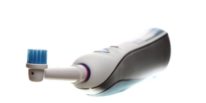 5 Reasons to Switch to an Electric Toothbrush Electricity will accomplish the hardest mission