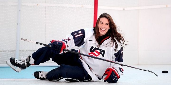 5 Super Women in Sports We All Admire and Respect Hilary Knight Ice Hockey