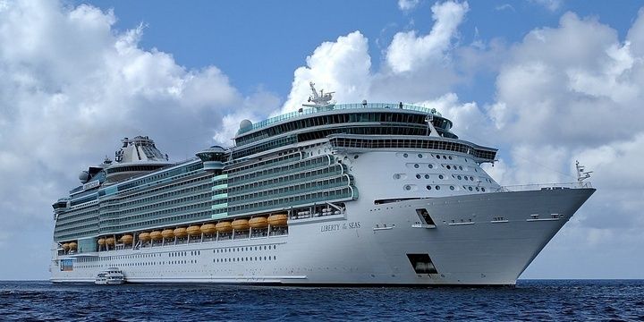 6 Ocean Liners Famous for Their Luxurious Facilities Liberty of the Seas