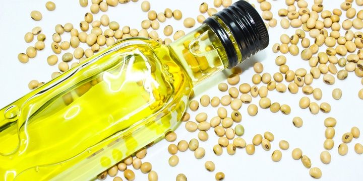 6 Everyday Products Than Can Replace Superfoods Soybean oil vs Coconut oil