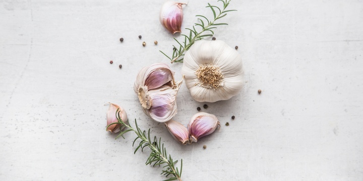 6 Products That Can Make Your Immune System Stronger Garlic